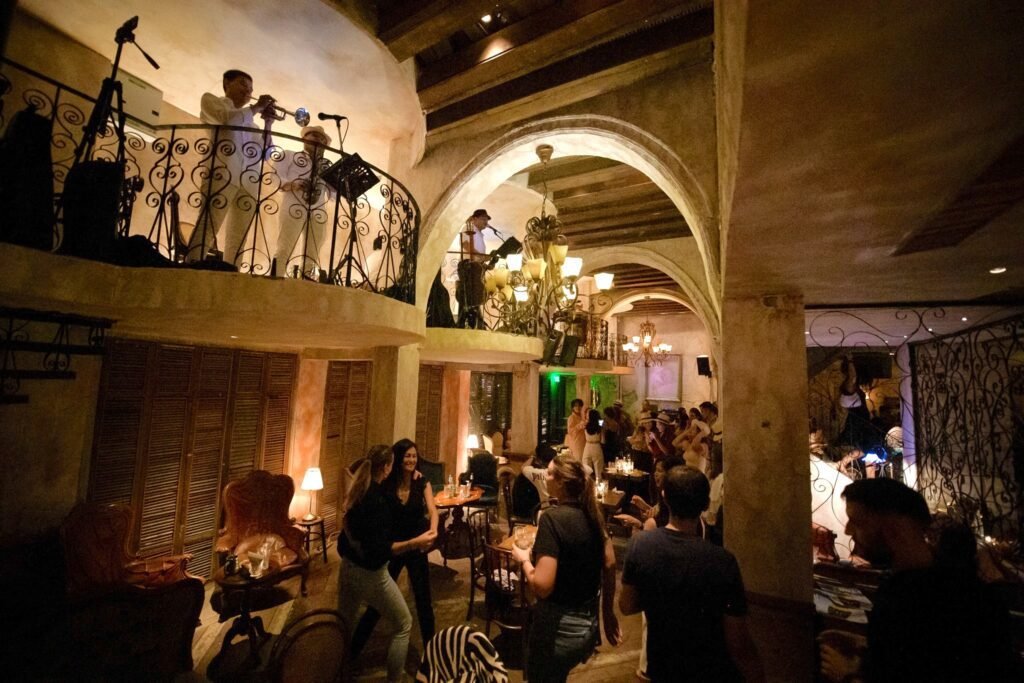 Havana Social bar in Sukhumvit 11